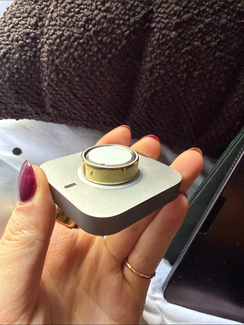Oura Silver and Gold Magnetic Ring Charger Accessory